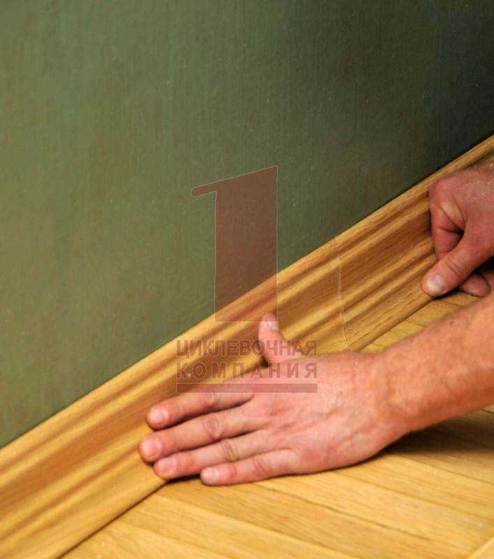 Как прибить деревянный плинтус к полу - дизайн и ремонт