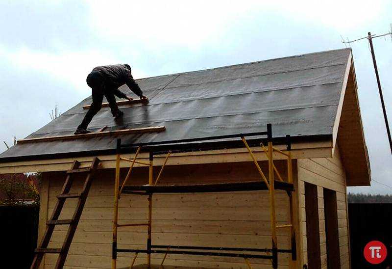 Как правильно стелить рубероид на крышу — описание технологии