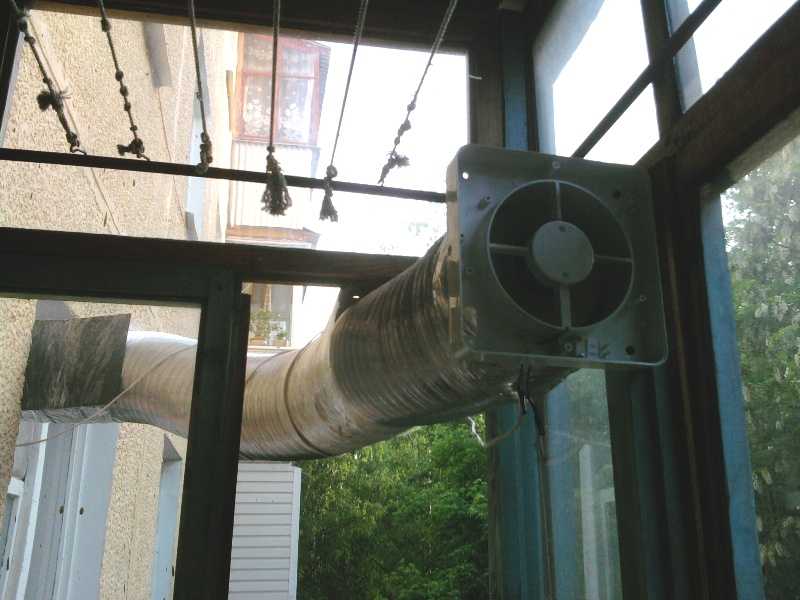 Вентиляция балкона: как сделать своими руками, чтоб не потели окна